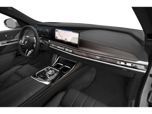 2026 BMW 760i - $123,247