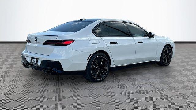 2023 BMW 7 Series 760i xDrive