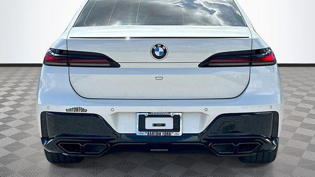 2023 BMW 7 Series 760i xDrive