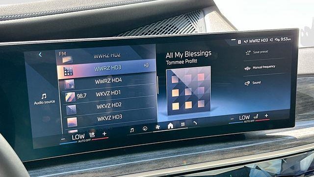 2023 BMW 7 Series 760i xDrive