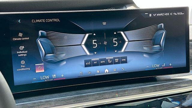 2023 BMW 7 Series 760i xDrive