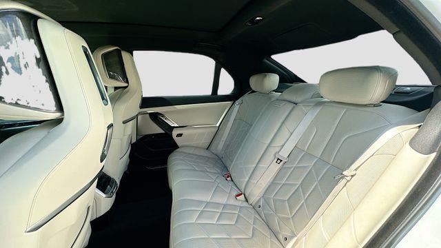 2023 BMW 7 Series 760i xDrive