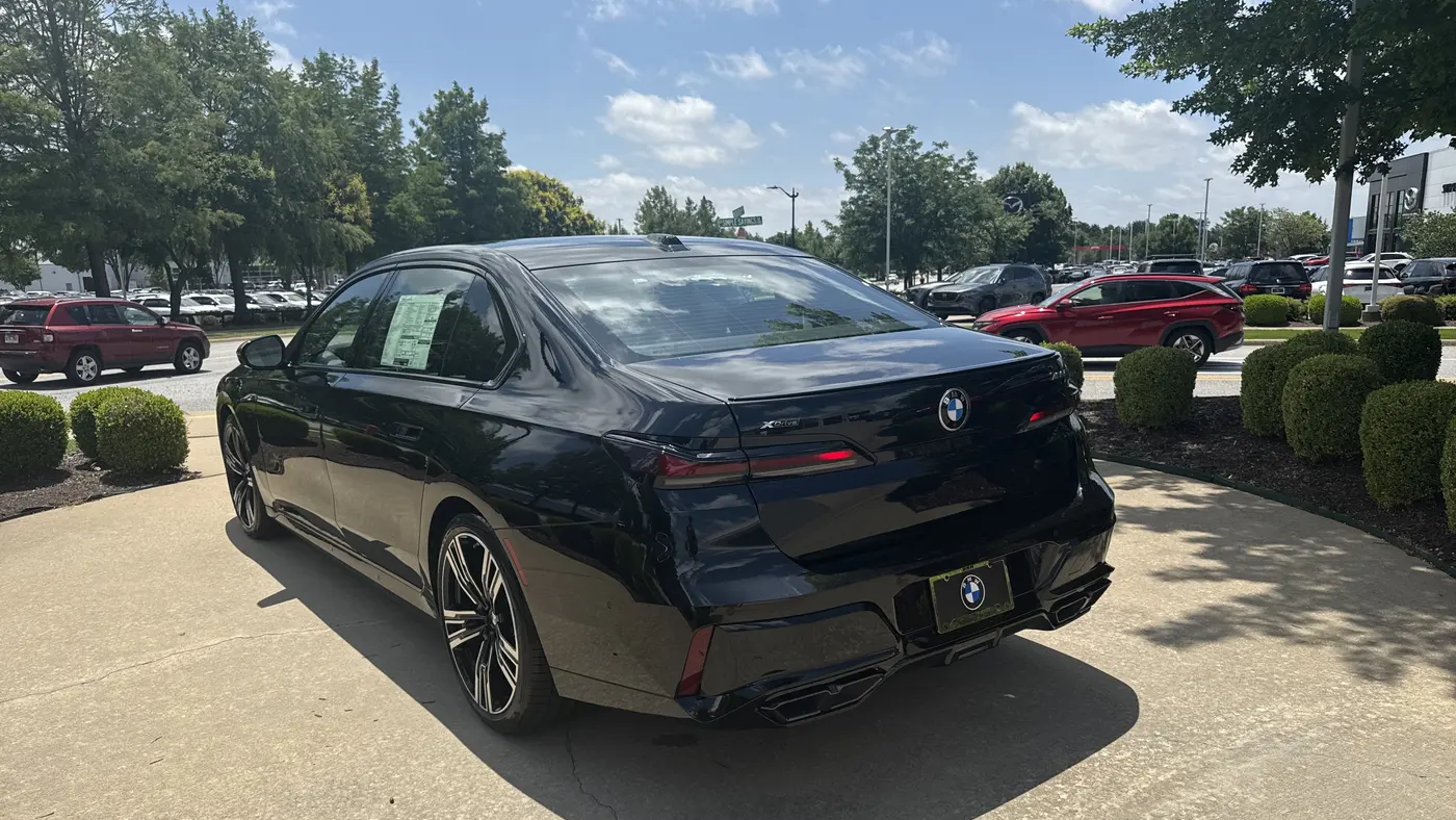 Preowned 2026 BMW 7 Series 760i xDrive for Sale