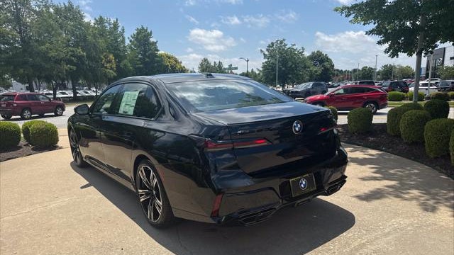2026 BMW 7 Series 760i xDrive