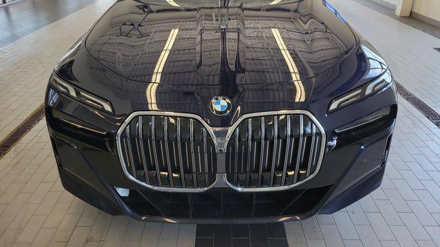 2023 BMW 7 Series 760i xDrive