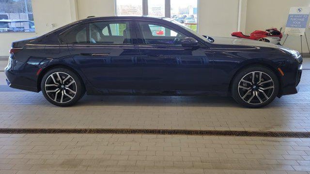 2023 BMW 7 Series 760i xDrive
