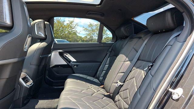 2023 BMW 7 Series 760i xDrive