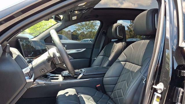 2023 BMW 7 Series 760i xDrive
