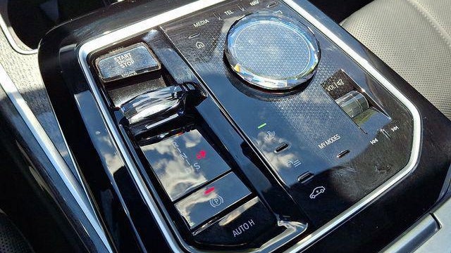 2023 BMW 7 Series 760i xDrive