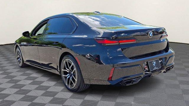2023 BMW 7 Series 760i xDrive