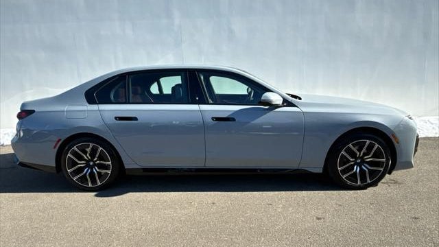 2025 BMW 7 Series 760i xDrive
