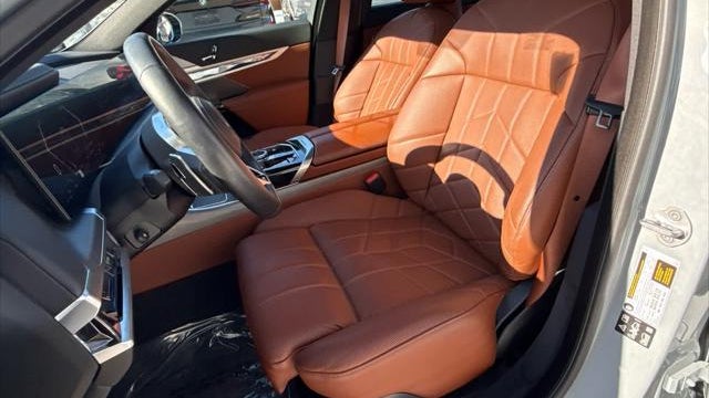 2025 BMW 7 Series 760i xDrive