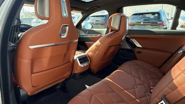 2025 BMW 7 Series 760i xDrive