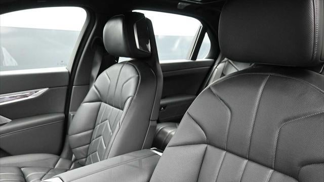 2026 BMW 7 Series 760i xDrive