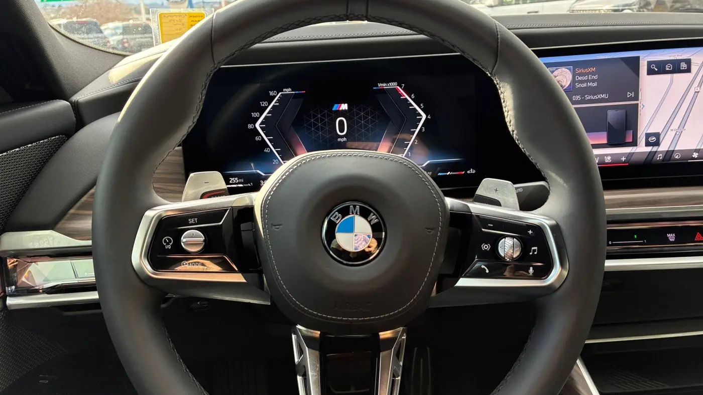2025 BMW 7 Series 760i xDrive