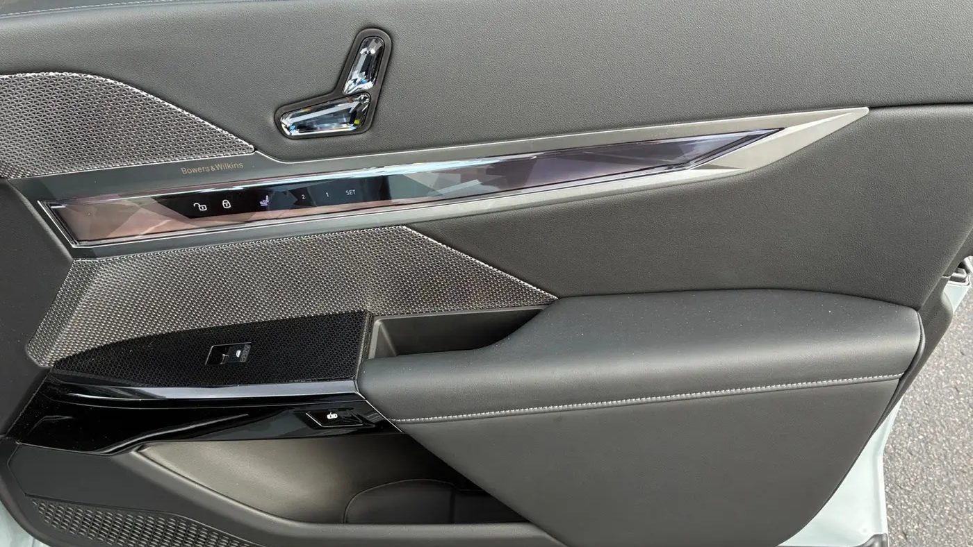 2025 BMW 7 Series 760i xDrive