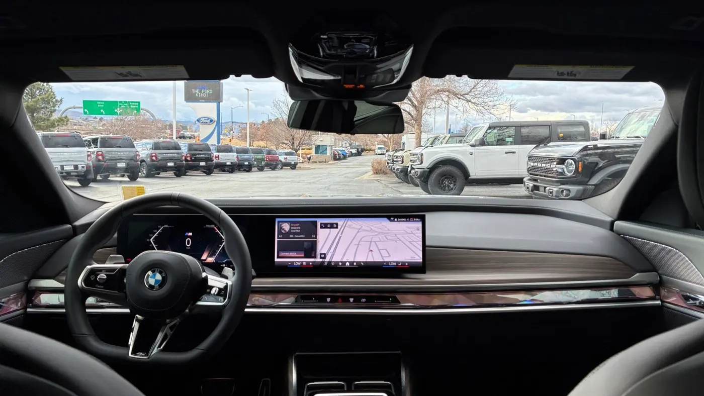2025 BMW 7 Series 760i xDrive