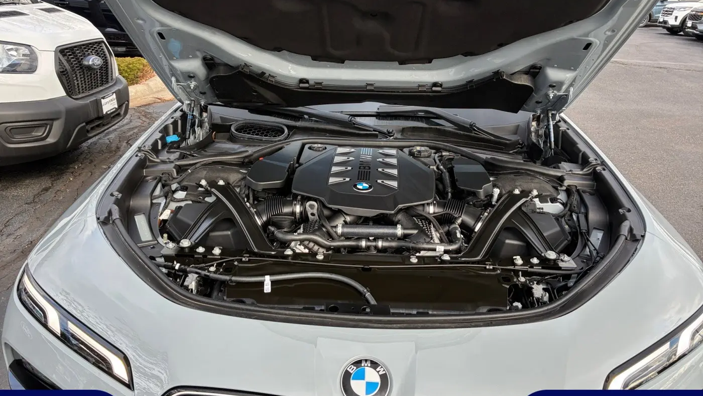 2025 BMW 7 Series 760i xDrive