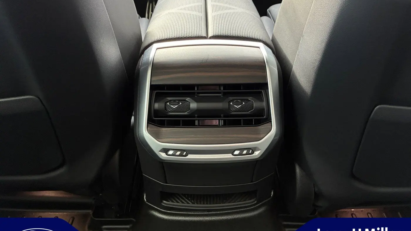 2025 BMW 7 Series 760i xDrive