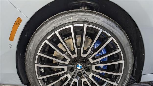 2026 BMW 7 Series 760i xDrive