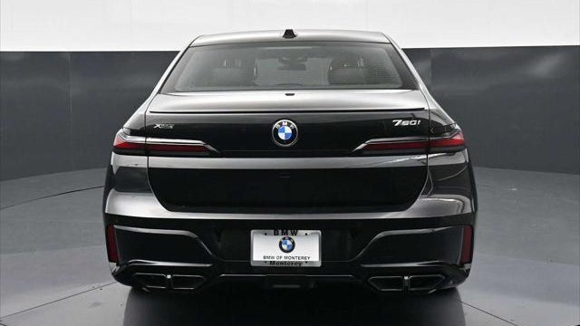 2026 BMW 7 Series 760i xDrive