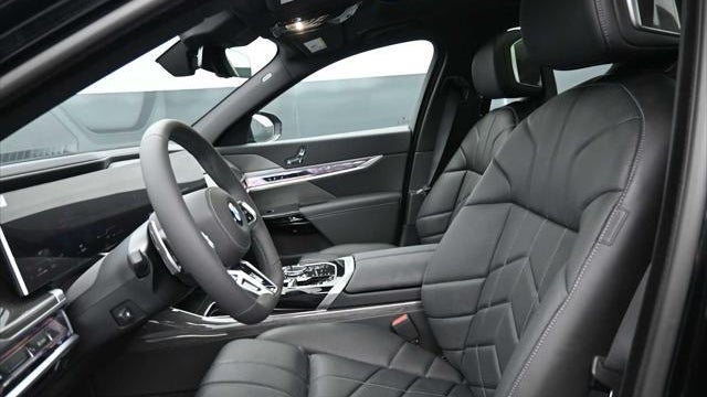 2026 BMW 7 Series 760i xDrive