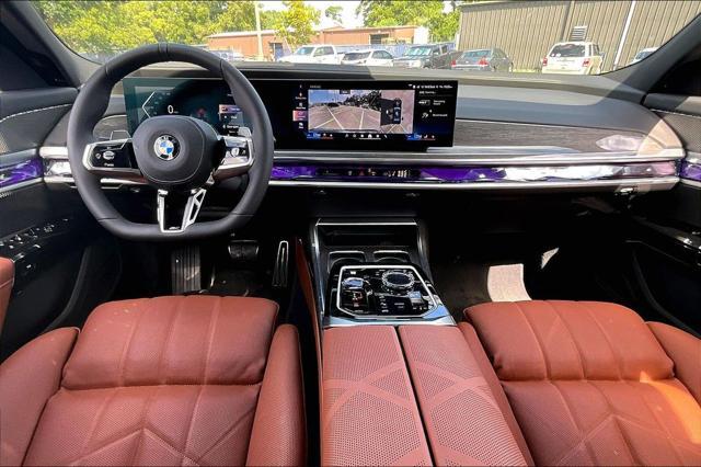 2026 BMW 760i - $127,558