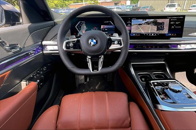 2026 BMW 760i - $127,558