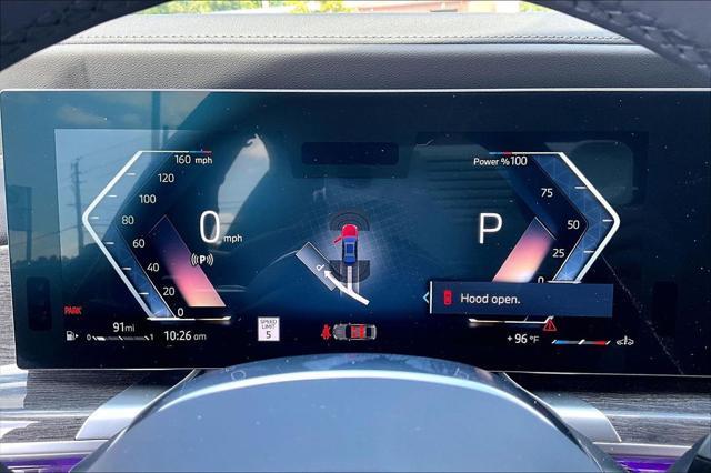 2026 BMW 760i - $127,558