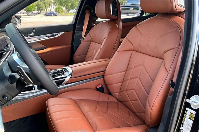 2026 BMW 760i - $127,558