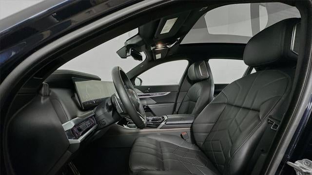 2023 BMW 7 Series 760i xDrive