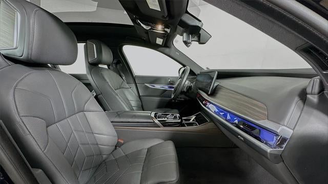 2023 BMW 7 Series 760i xDrive