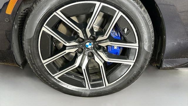 2023 BMW 7 Series 760i xDrive