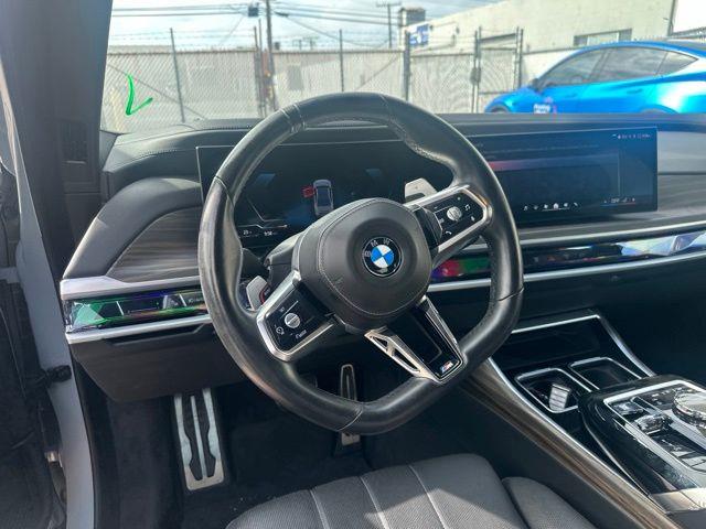 2024 BMW 760i - $80,785