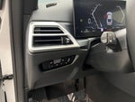 2025 4 Series Thumbnail 24