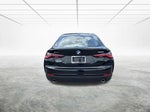 2025 4 Series Thumbnail 5