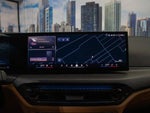 2025 4 Series Thumbnail 18