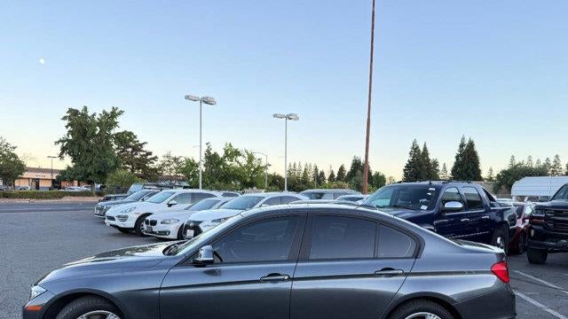 2013 BMW 3 Series 328i