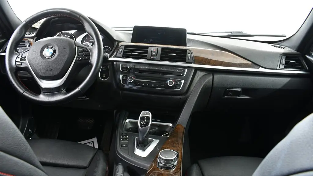 2015 BMW 3 Series 328i