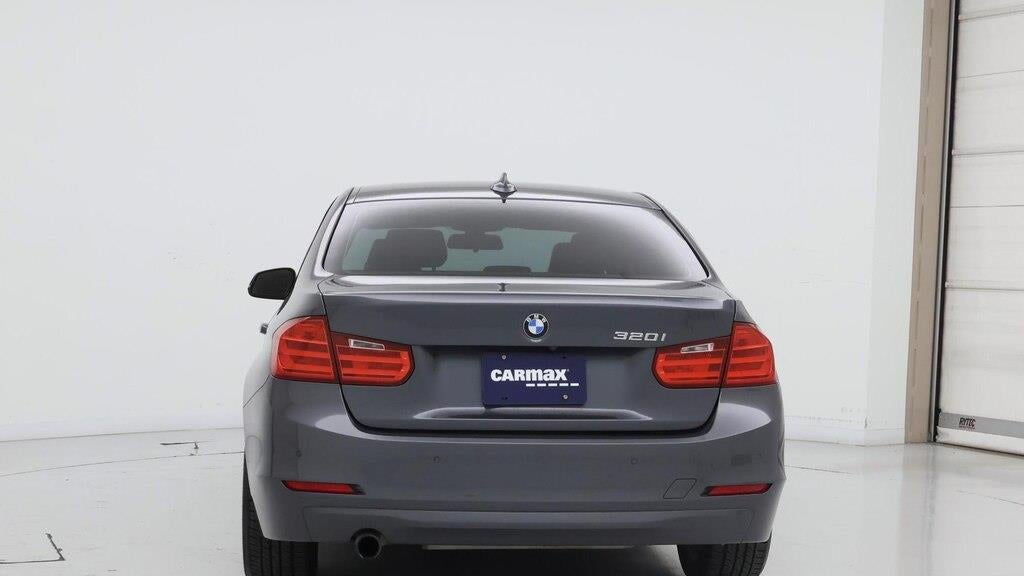 2015 BMW 3 Series 320i