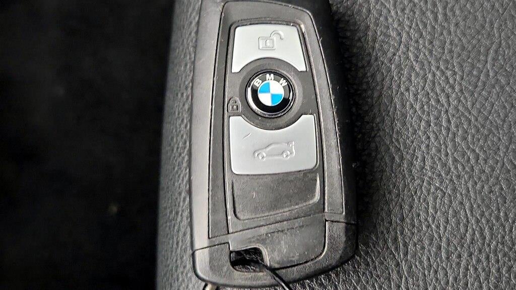 2015 BMW 3 Series 320i