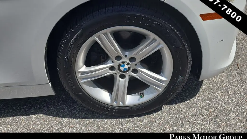 2015 BMW 3 Series 320i