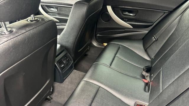 2015 BMW 3 Series 320i