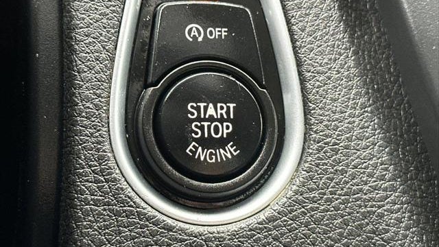2015 BMW 3 Series 320i