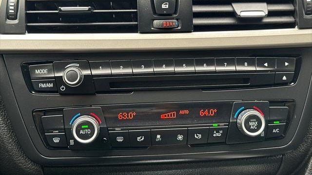 2015 BMW 3 Series 320i