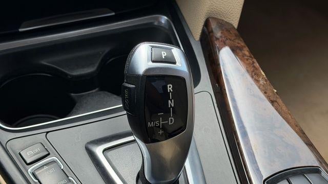 2015 BMW 3 Series 320i