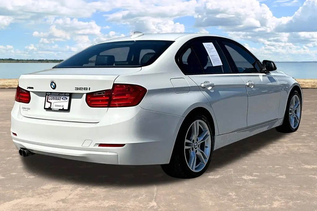 2015 BMW 328i - $11,297