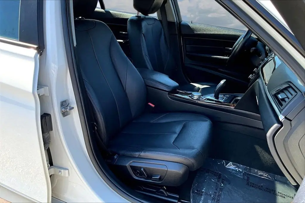 2015 BMW 328i - $11,297