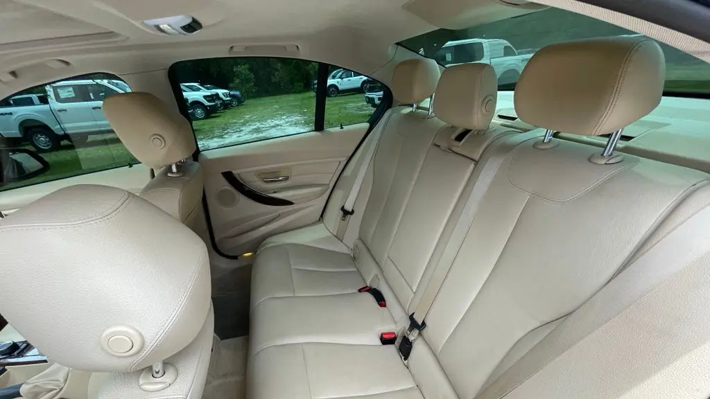 2013 BMW 3 Series 328i xDrive