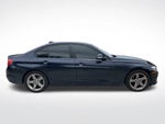2013 3 Series Thumbnail 10